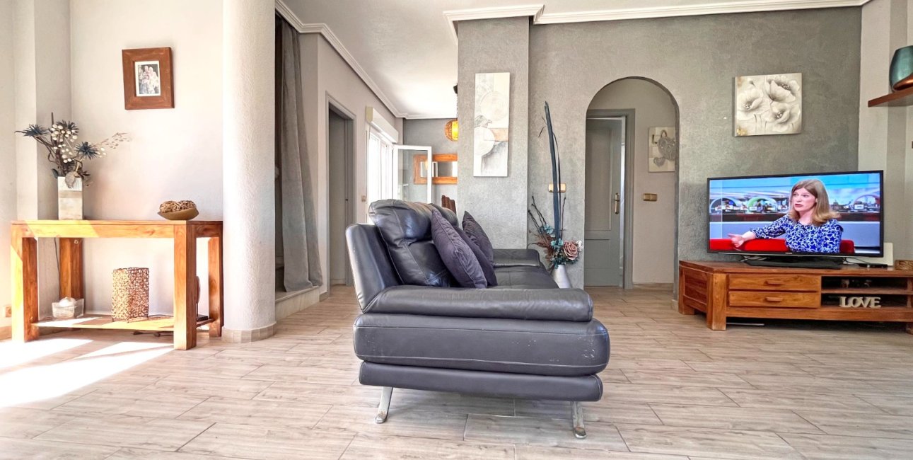 Rynek wtórny - Willa -
Orihuela Costa - La Zenia