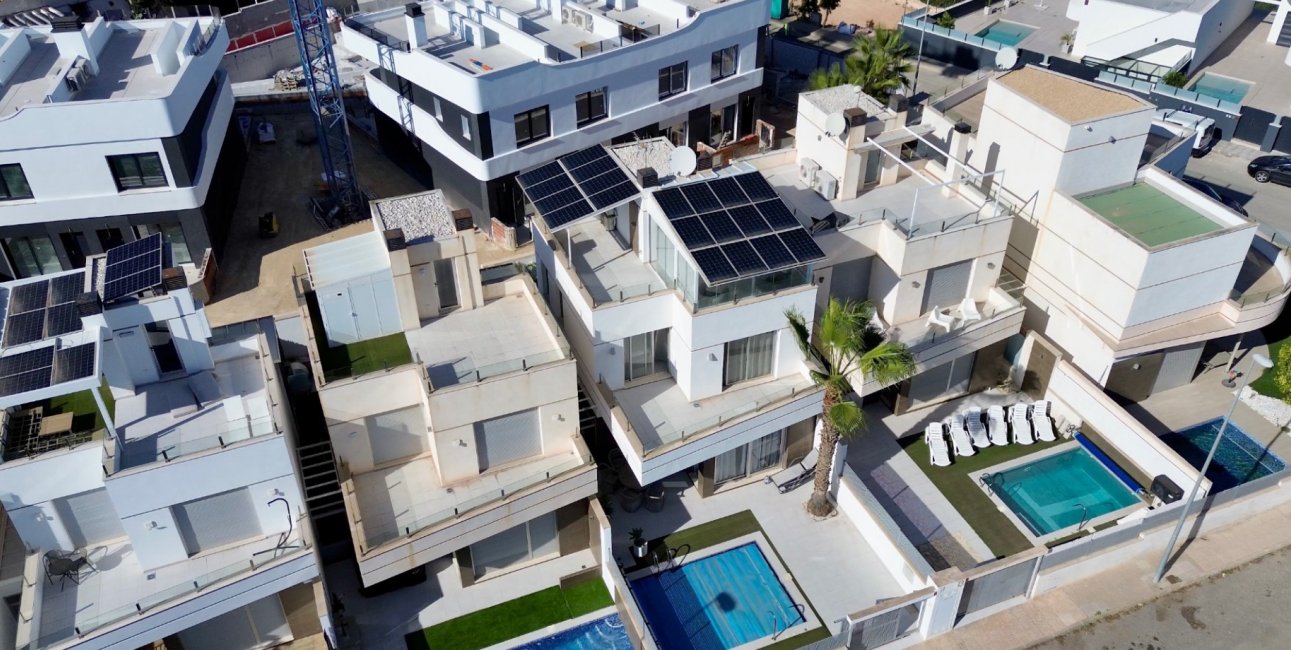 Resale - Villa -
Orihuela Costa - Lomas de Cabo Roig