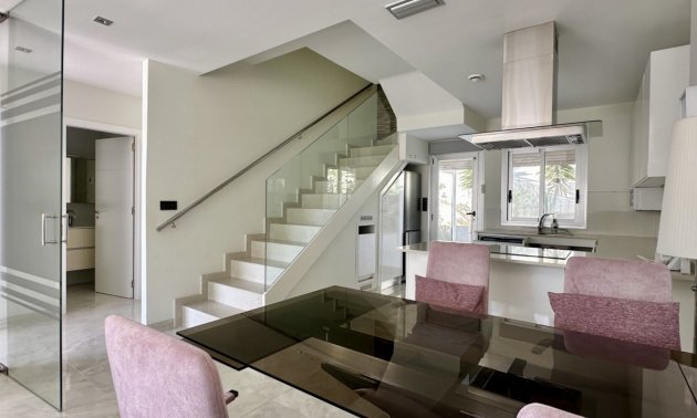 Resale - Villa -
Orihuela Costa - Lomas de Cabo Roig