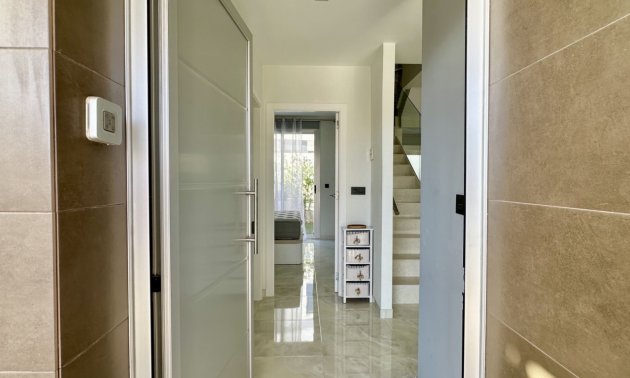 Resale - Villa -
Orihuela Costa - Lomas de Cabo Roig