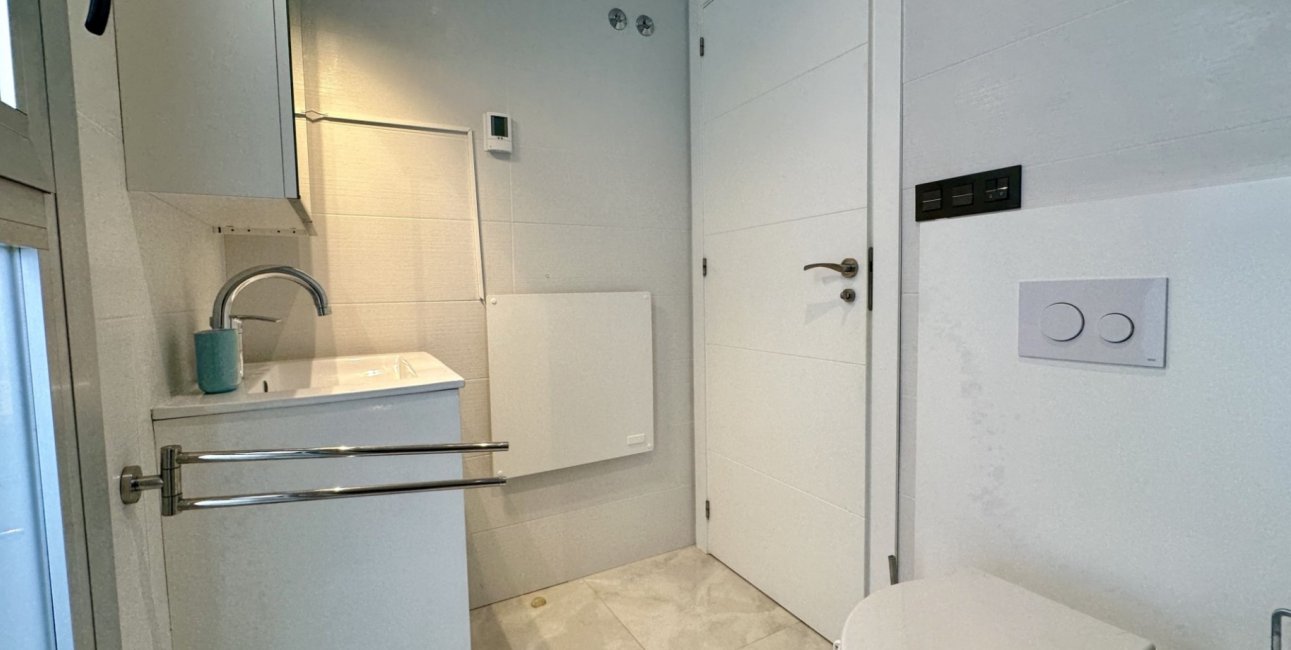 Resale - Villa -
Orihuela Costa - Lomas de Cabo Roig