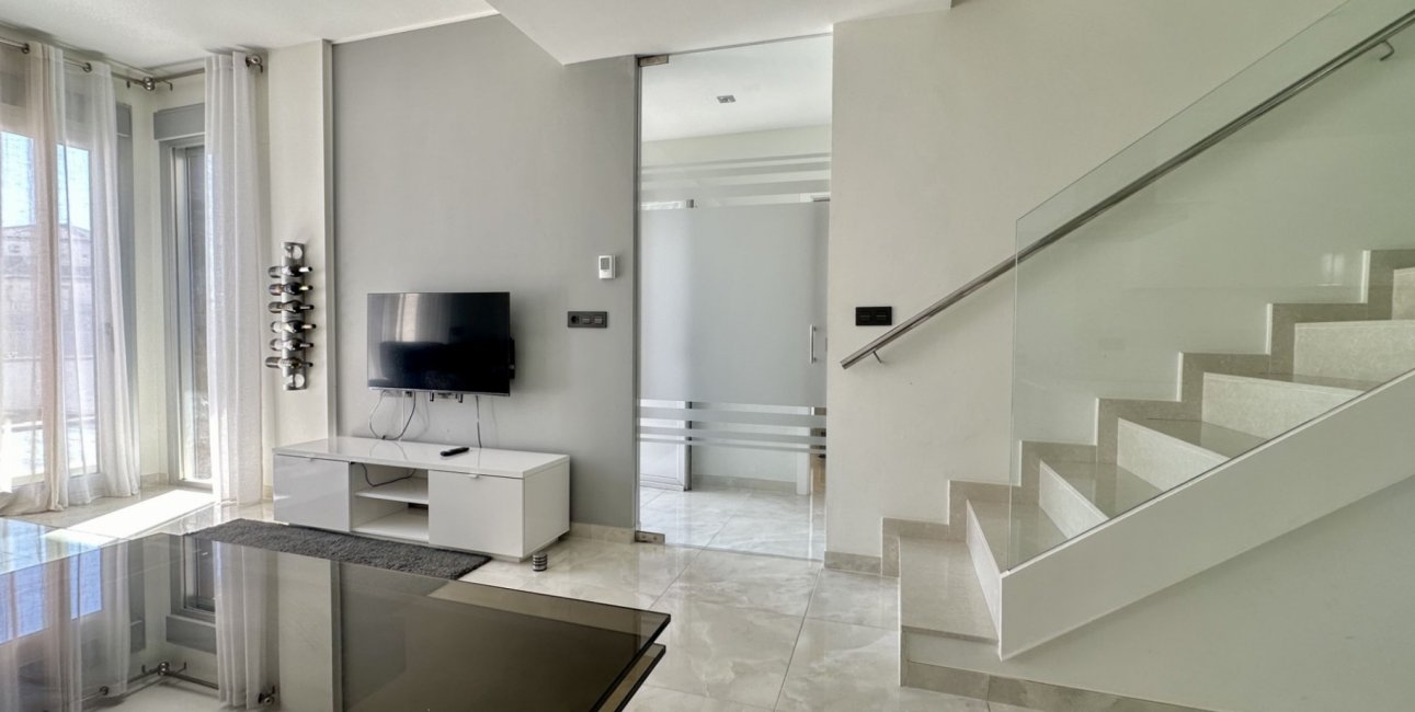 Resale - Villa -
Orihuela Costa - Lomas de Cabo Roig