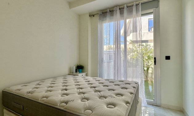 Resale - Villa -
Orihuela Costa - Lomas de Cabo Roig