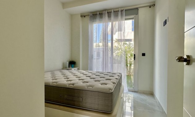 Resale - Villa -
Orihuela Costa - Lomas de Cabo Roig