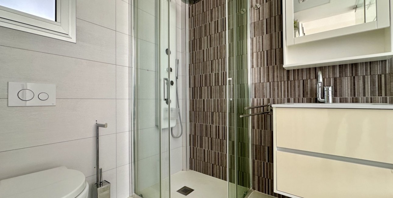 Resale - Villa -
Orihuela Costa - Lomas de Cabo Roig