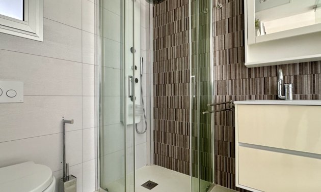 Resale - Villa -
Orihuela Costa - Lomas de Cabo Roig