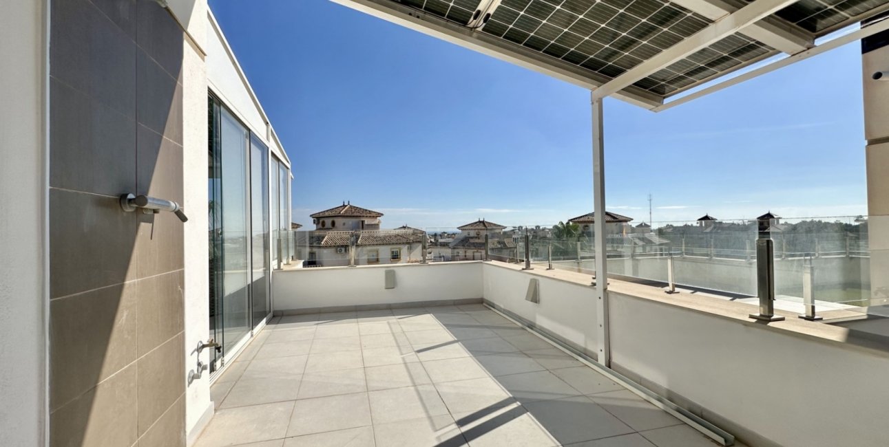 Resale - Villa -
Orihuela Costa - Lomas de Cabo Roig