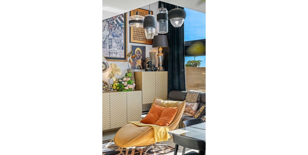 Resale - Duplex -
Orihuela Costa - Villamartin