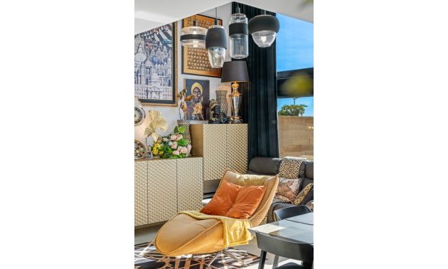 Resale - Duplex -
Orihuela Costa - Villamartin