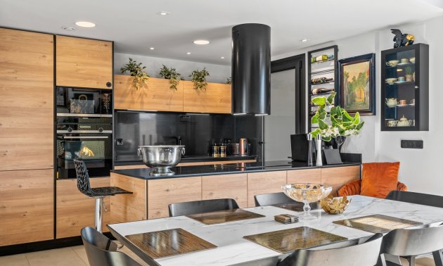 Resale - Duplex -
Orihuela Costa - Villamartin