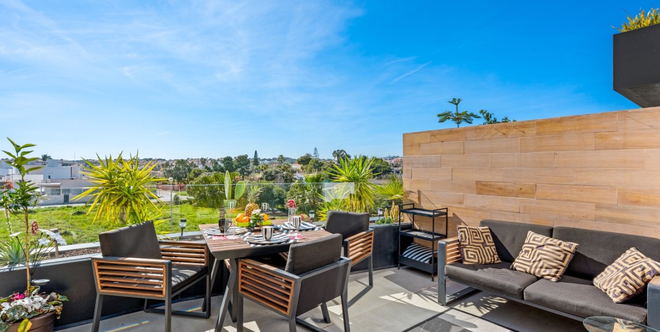 Resale - Duplex -
Orihuela Costa - Villamartin