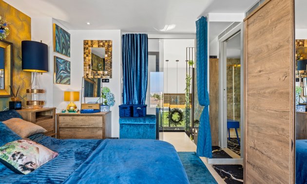 Resale - Duplex -
Orihuela Costa - Villamartin