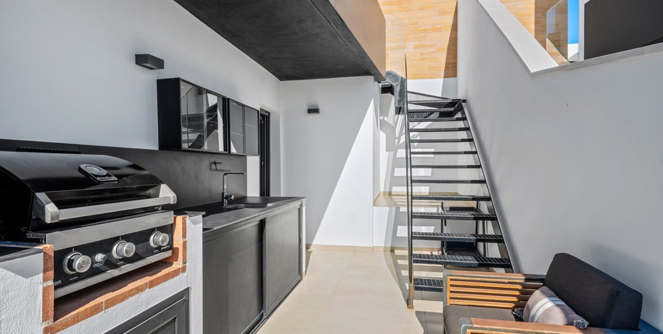 Resale - Duplex -
Orihuela Costa - Villamartin