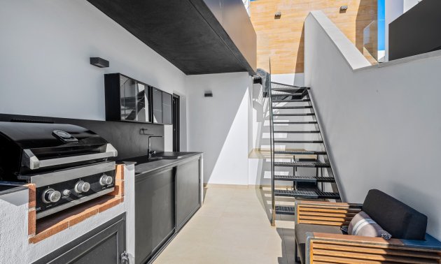 Resale - Duplex -
Orihuela Costa - Villamartin