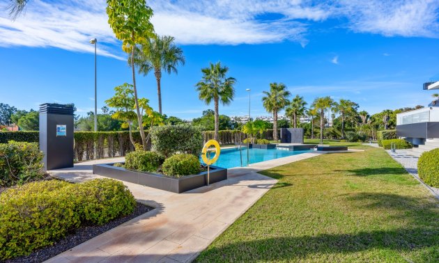 Resale - Duplex -
Orihuela Costa - Villamartin