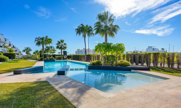 Resale - Duplex -
Orihuela Costa - Villamartin