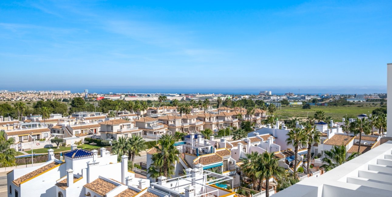 Resale - Duplex -
Orihuela Costa - Villamartin