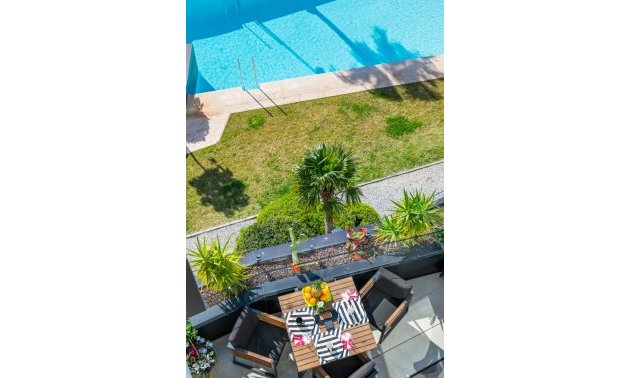 Resale - Duplex -
Orihuela Costa - Villamartin