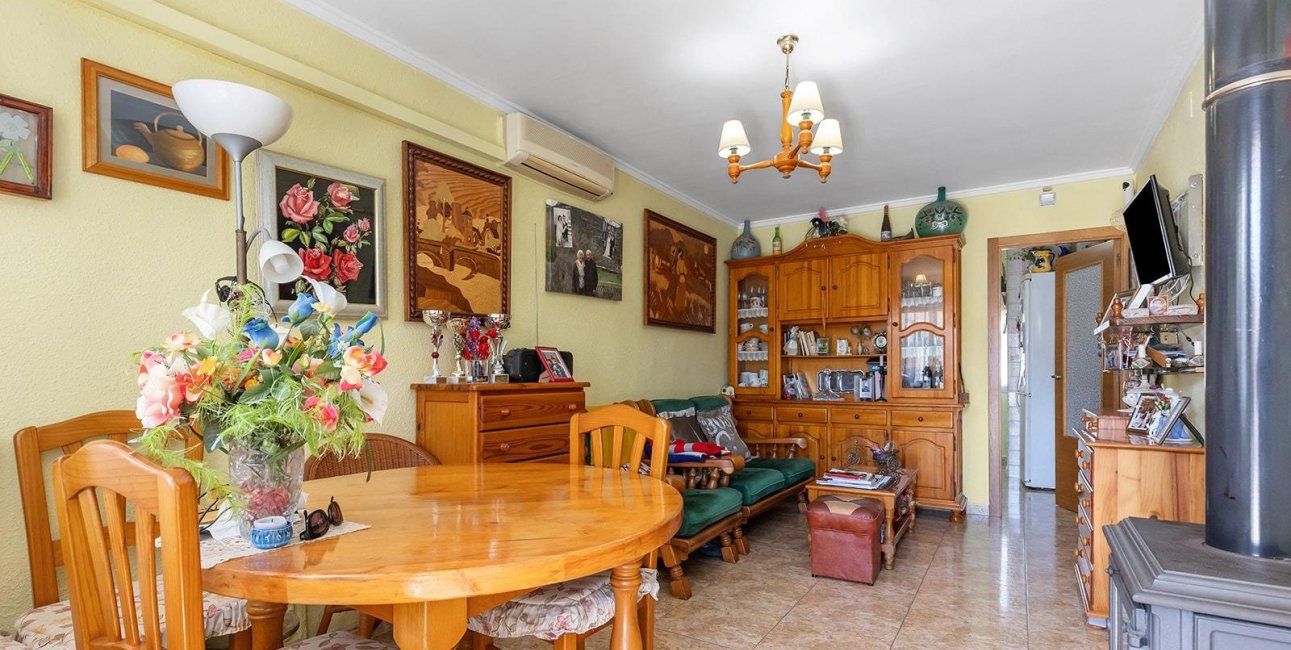 Resale - Bungalow -
Torrevieja - Torretas  - La Siesta - El Limonar