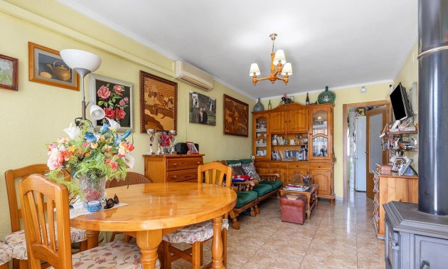 Resale - Bungalow -
Torrevieja - Torretas  - La Siesta - El Limonar