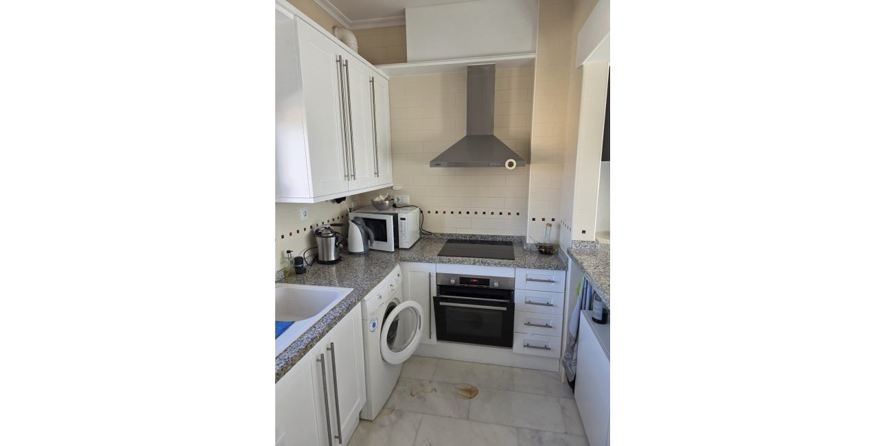 Resale - Apartment / flat -
Algorfa - La Finca Golf Resort