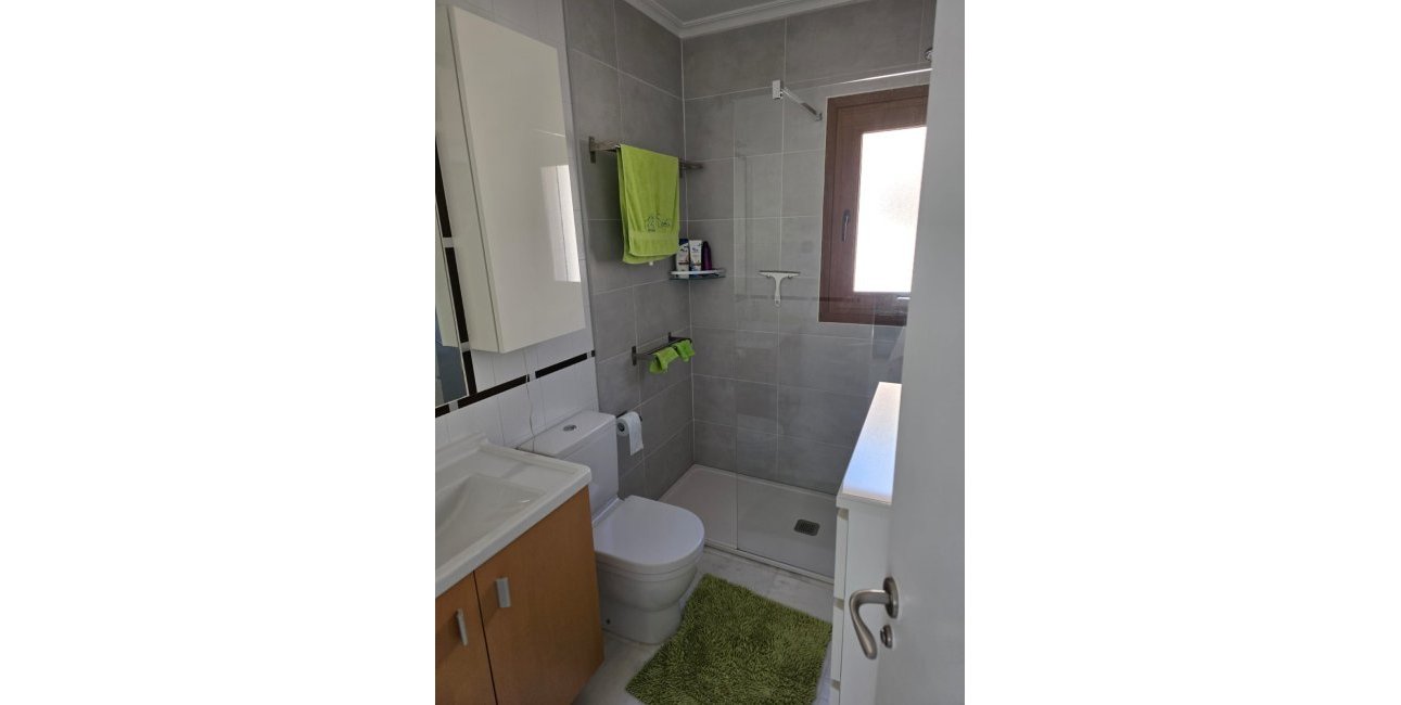 Resale - Apartment / flat -
Algorfa - La Finca Golf Resort