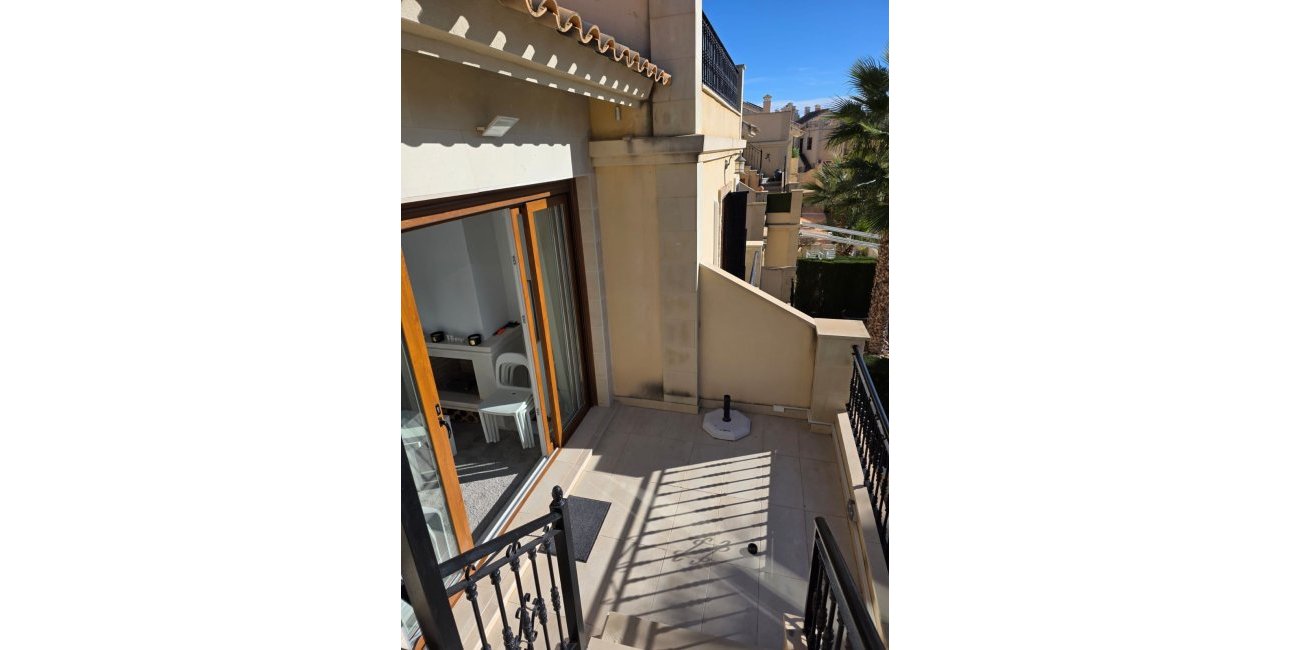 Resale - Apartment / flat -
Algorfa - La Finca Golf Resort