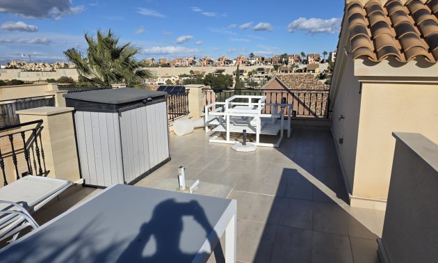 Resale - Apartment / flat -
Algorfa - La Finca Golf Resort