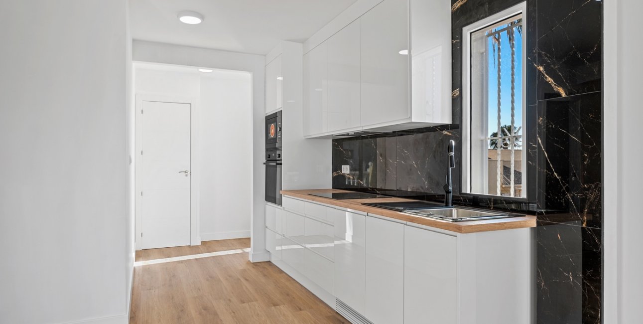 Resale - Townhouse -
Benimar - Benimar II