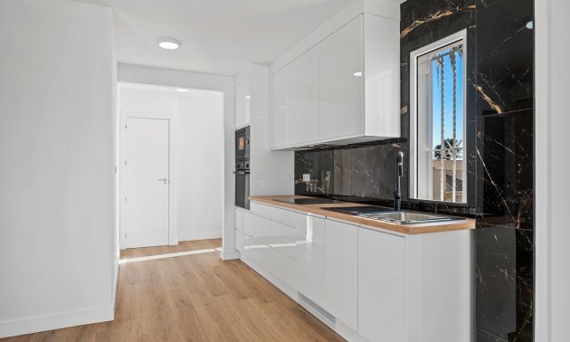 Resale - Townhouse -
Benimar - Benimar II