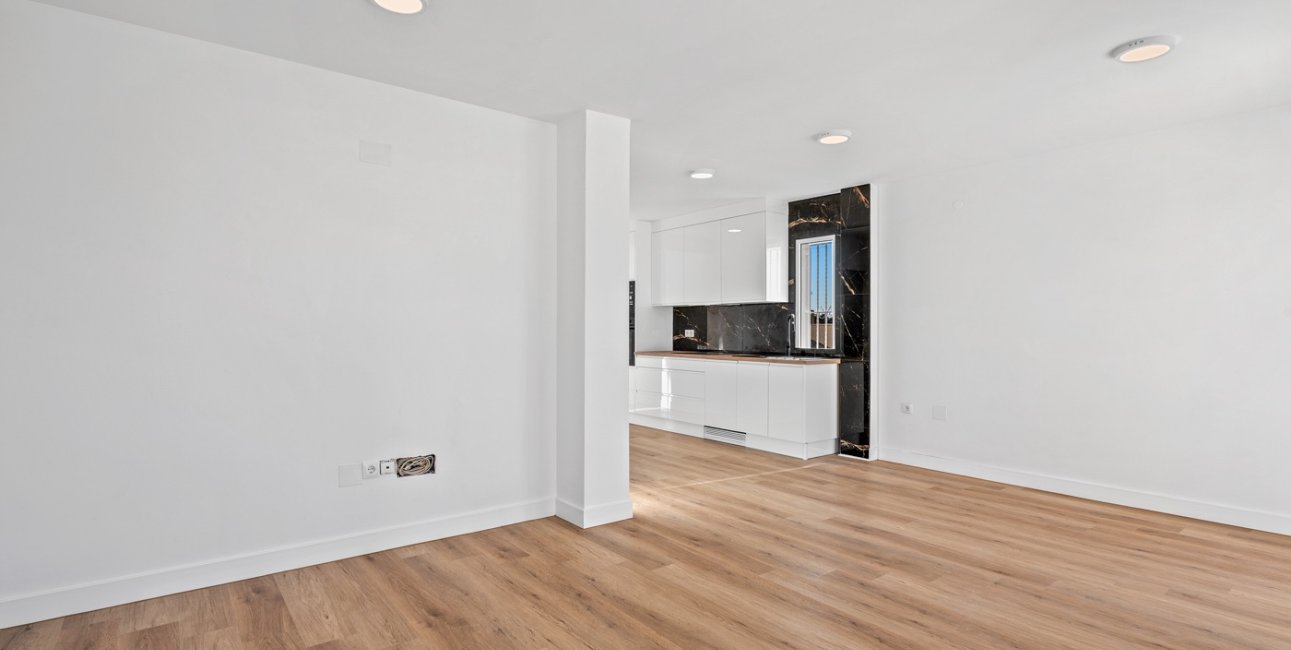 Resale - Townhouse -
Benimar - Benimar II