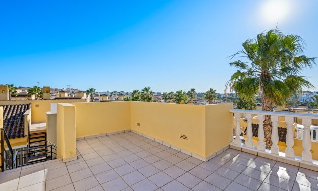 Resale - Townhouse -
Benimar - Benimar II