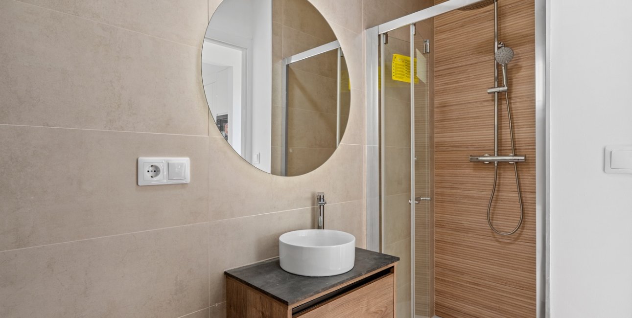 Resale - Townhouse -
Benimar - Benimar II