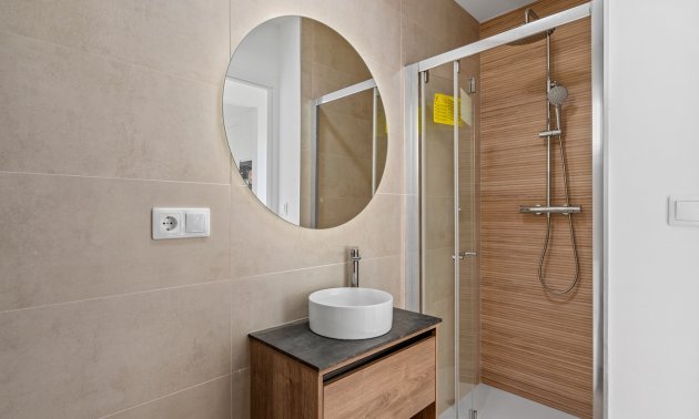 Resale - Townhouse -
Benimar - Benimar II