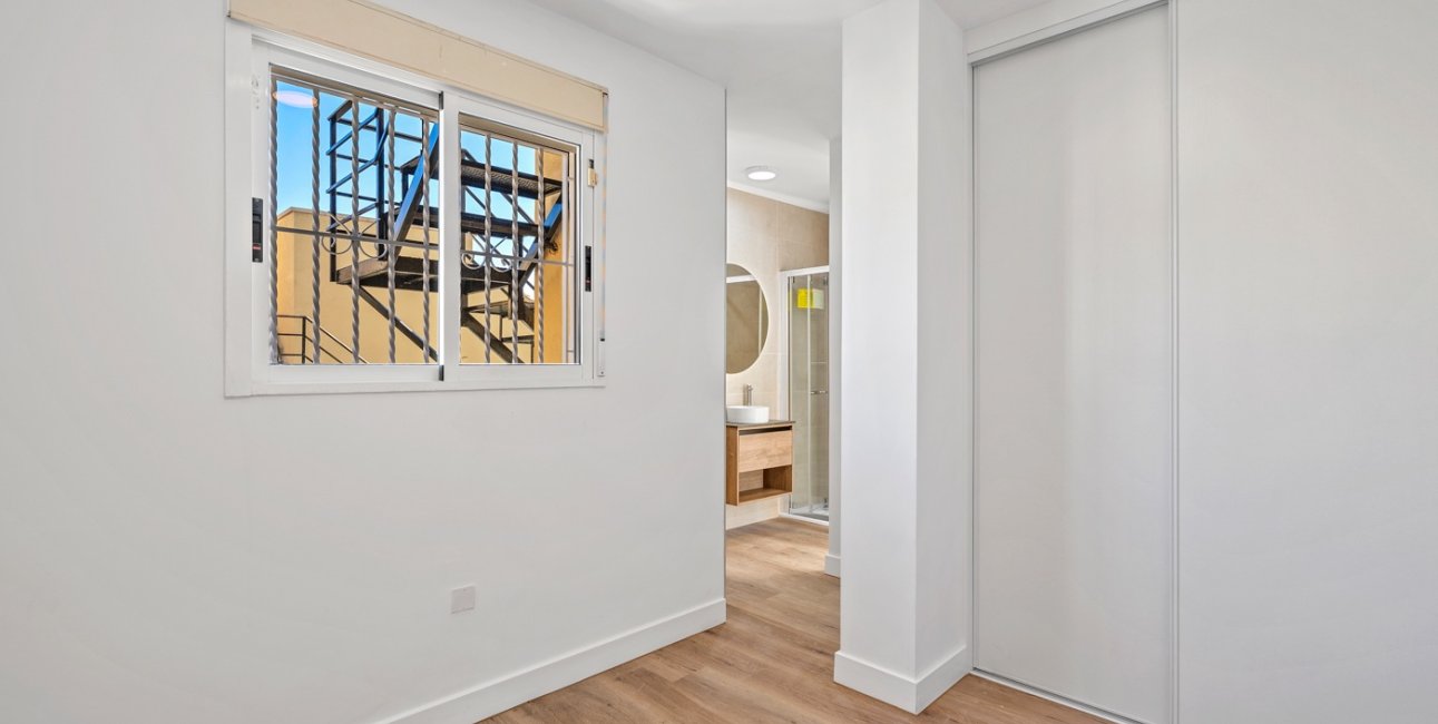 Resale - Townhouse -
Benimar - Benimar II