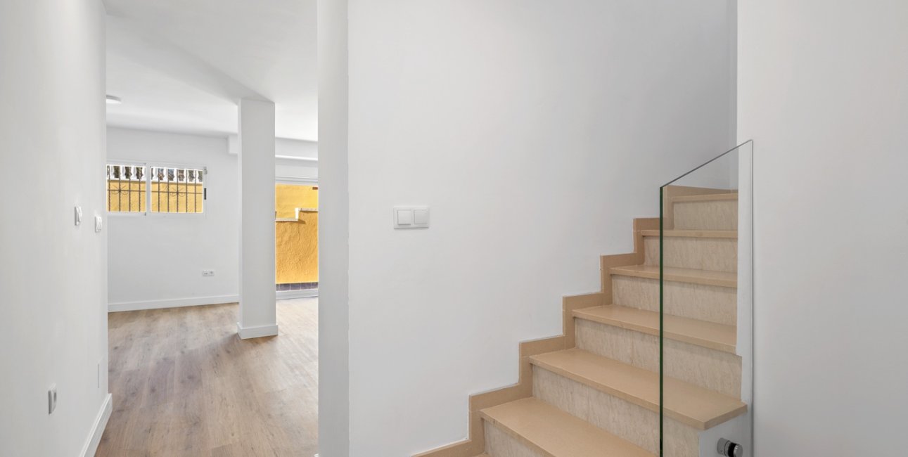 Resale - Townhouse -
Benimar - Benimar II