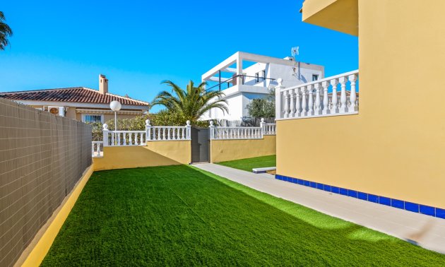 Resale - Townhouse -
Benimar - Benimar II