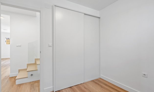 Resale - Townhouse -
Benimar - Benimar II