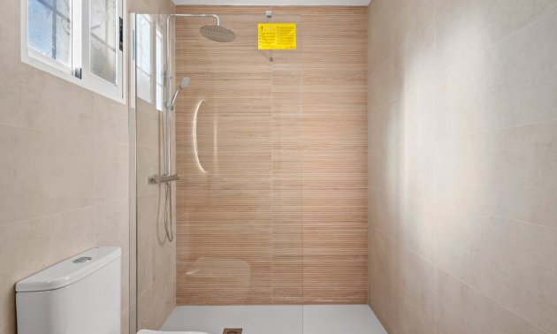 Resale - Townhouse -
Benimar - Benimar II