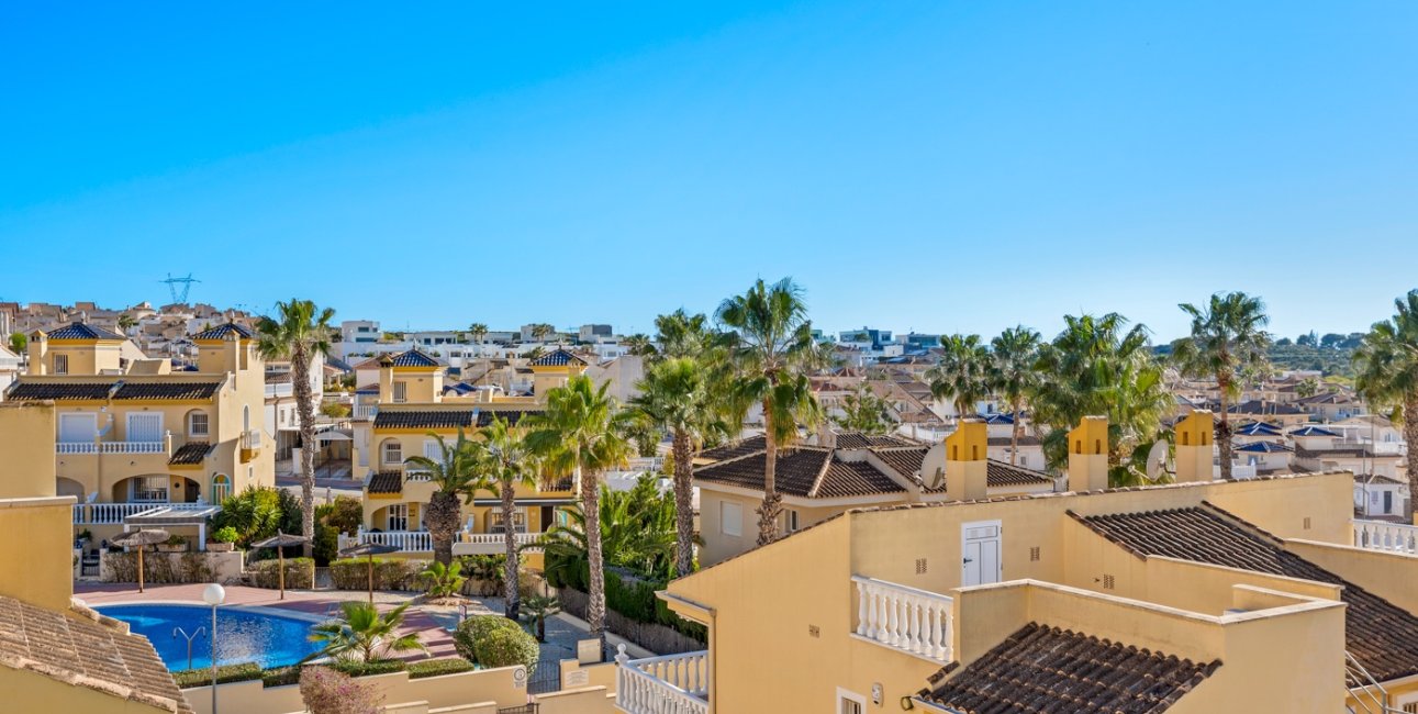 Resale - Townhouse -
Benimar - Benimar II