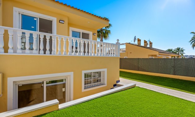 Resale - Townhouse -
Benimar - Benimar II