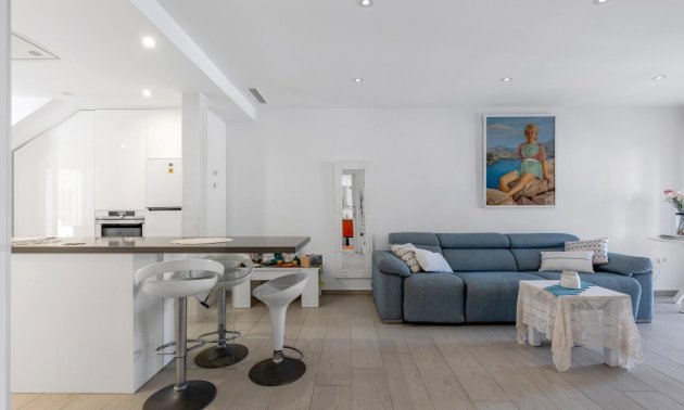 Resale - Bungalow -
Guardamar del Segura - Urbanizaciones