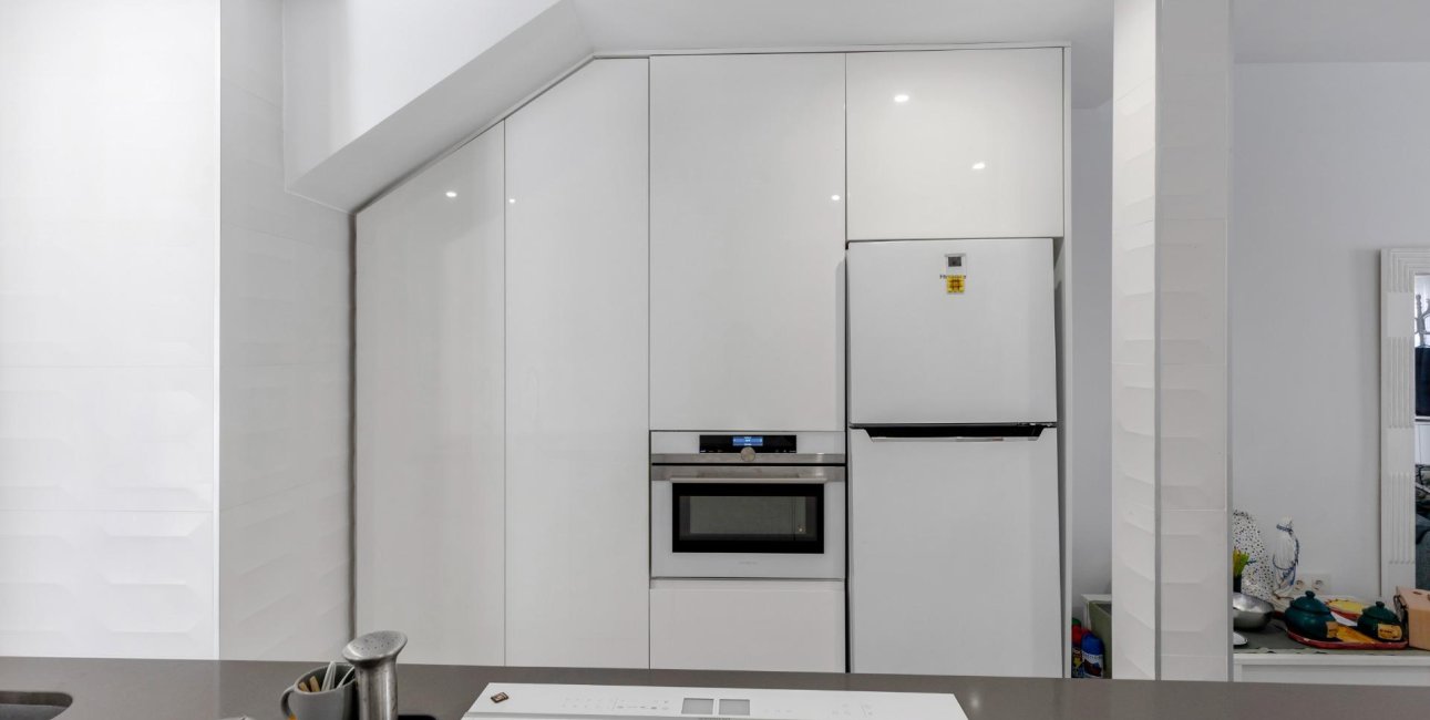 Resale - Bungalow -
Guardamar del Segura - Urbanizaciones