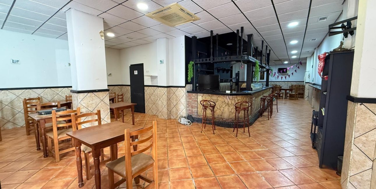 Resale - Commercial -
Torrevieja - Estacion de autobuses