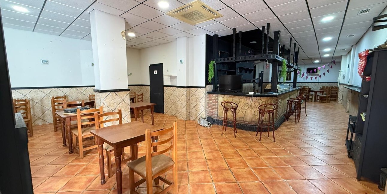 Resale - Commercial -
Torrevieja - Estacion de autobuses