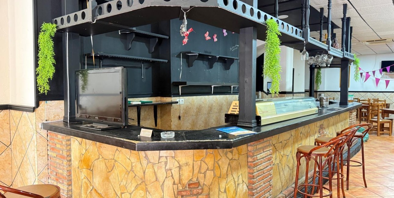 Resale - Commercial -
Torrevieja - Estacion de autobuses