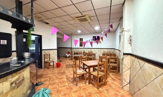 Resale - Commercial -
Torrevieja - Estacion de autobuses