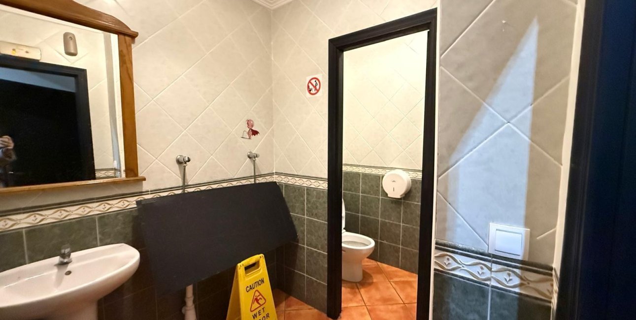 Resale - Commercial -
Torrevieja - Estacion de autobuses