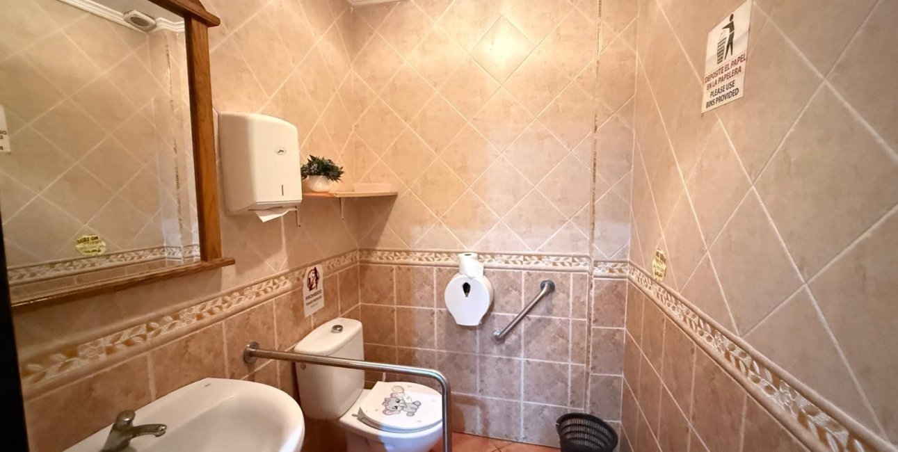 Resale - Commercial -
Torrevieja - Estacion de autobuses