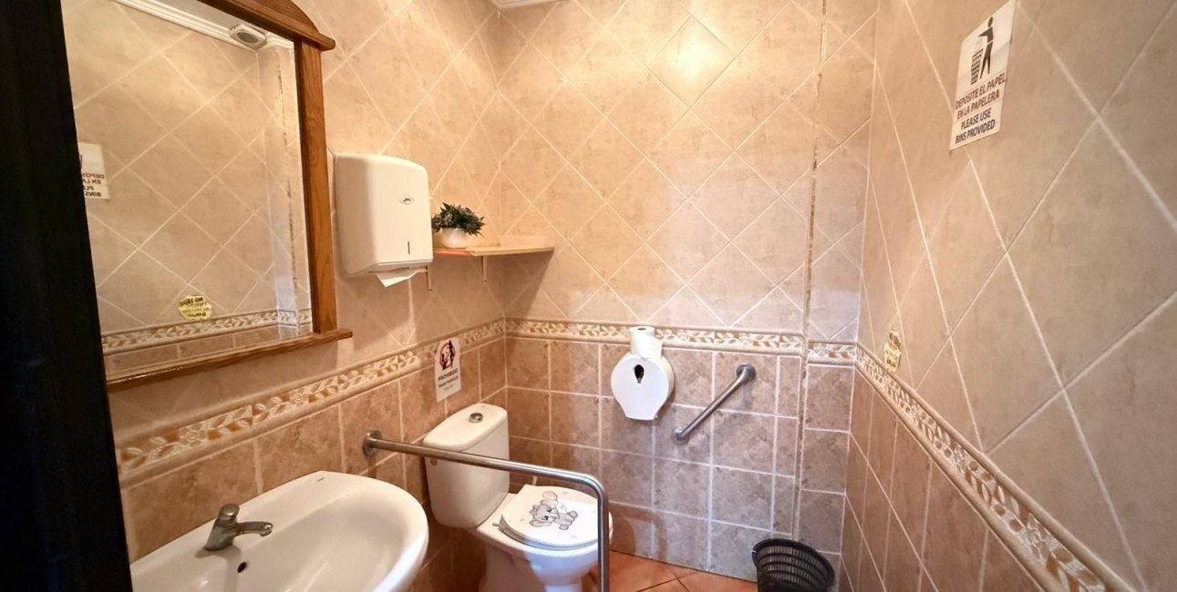 Resale - Commercial -
Torrevieja - Estacion de autobuses